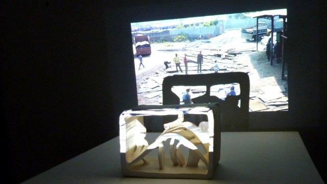 terracottosculptures and movie-projections